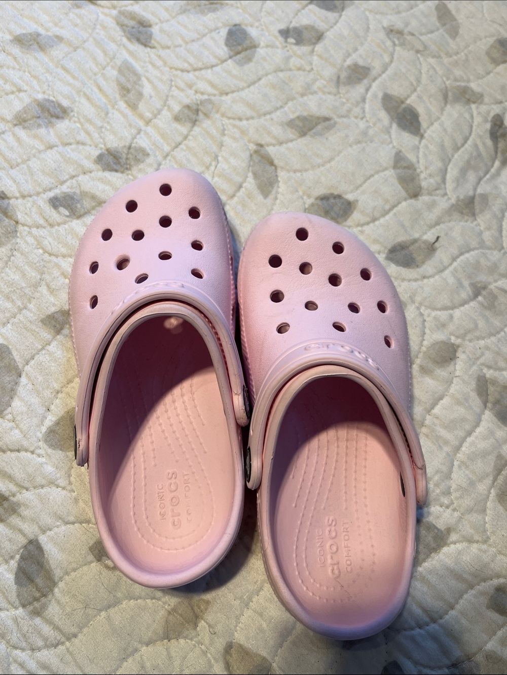 CROCS Kids Classic Clog in Pastel Pink